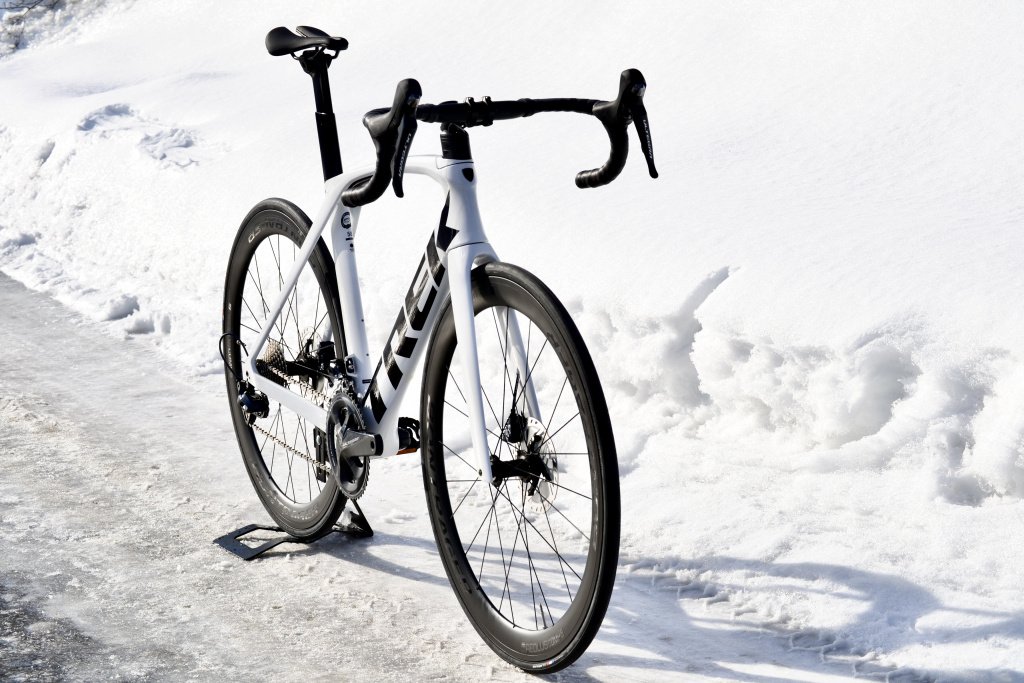 TREK MADONE SL 6 DISC.jpg