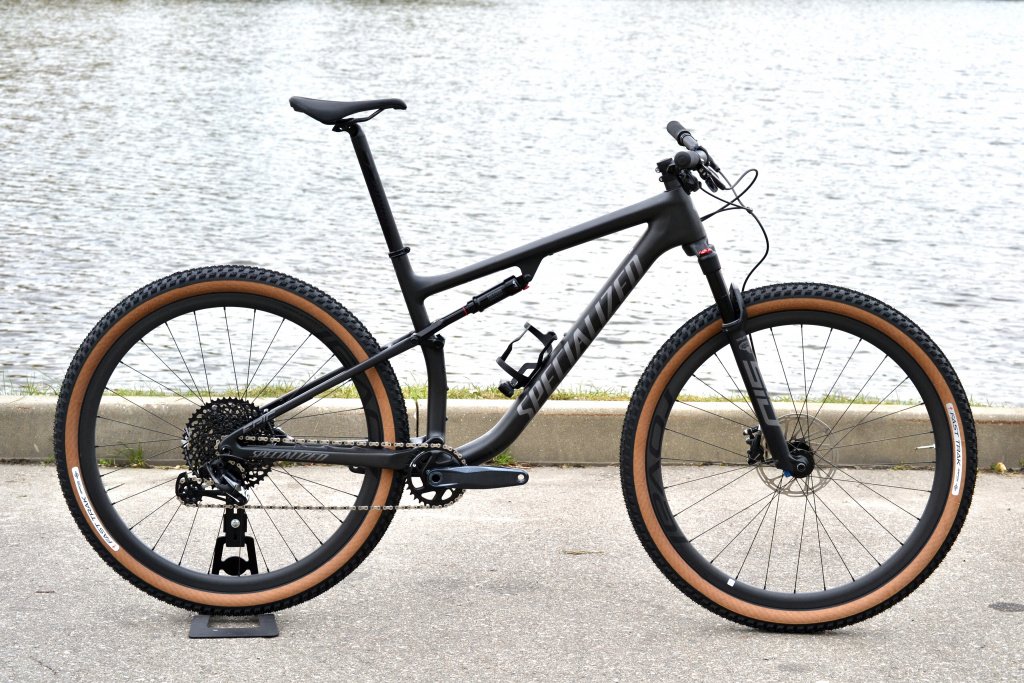 Specialized EPIC EXPERT.jpg