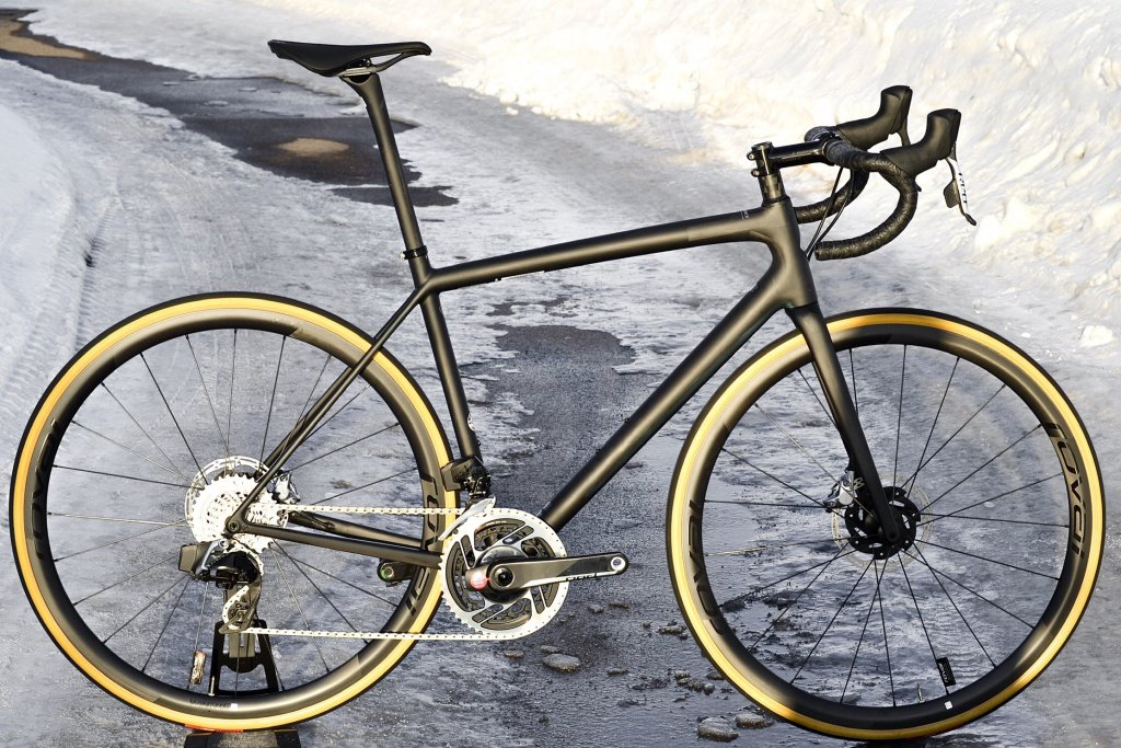 S-Works AETHOS.jpg