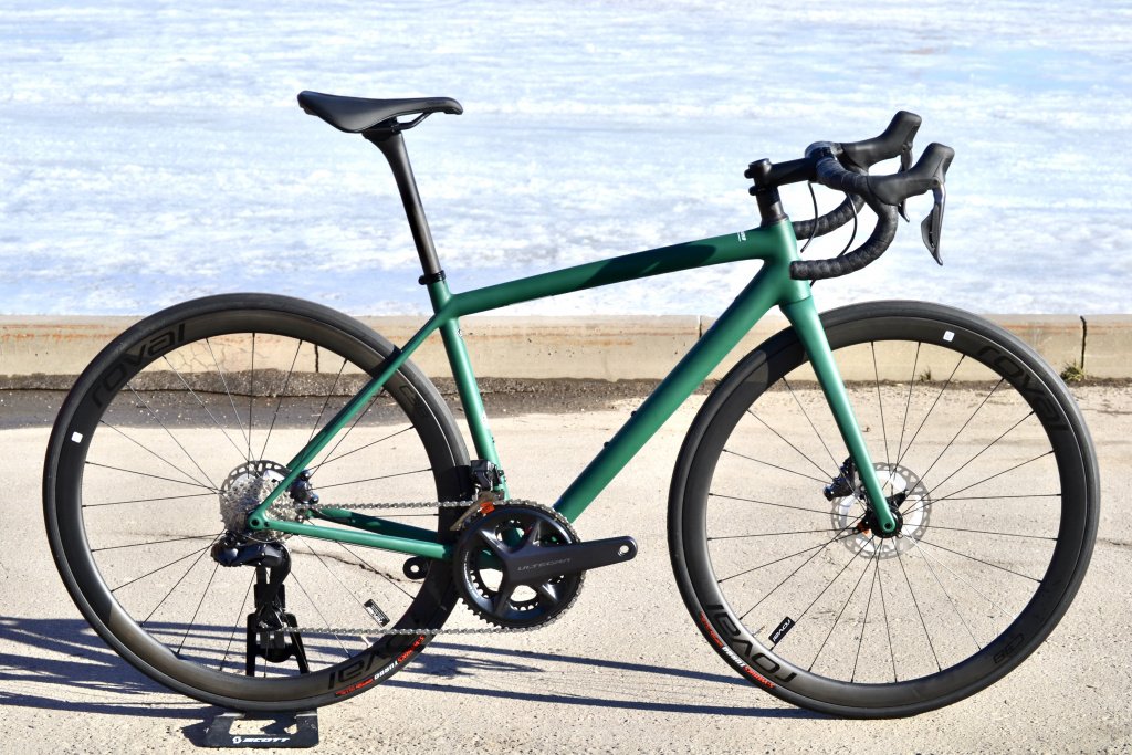 Велосипед шоссейный Specialized AETHOS EXPERT.jpg