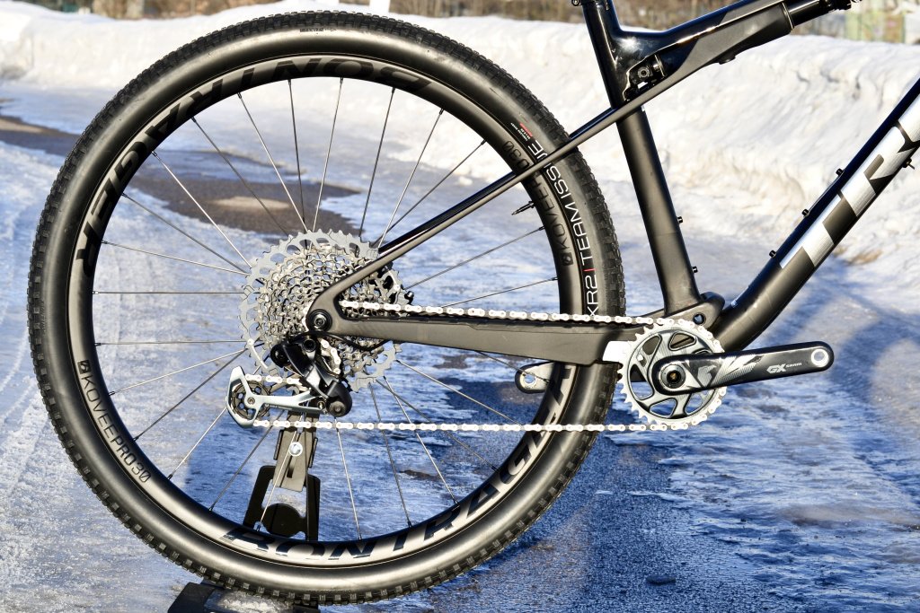 TREK SUPERCALIBER 9.8 GX.jpg