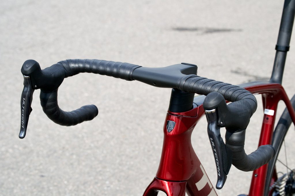 TREK EMONDA SLR 7.jpg